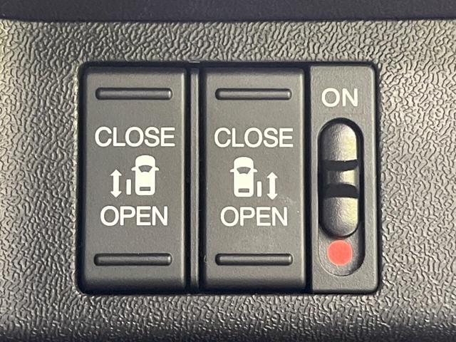 ステップワゴンスパーダ e:HEVスパーダ G ホンダセンシング 両側電動ドア 純正10型ナビ バックカメラ 衝突被害軽減システム レーダークルーズ 禁煙車 ドラレコ スマートキー LEDヘッド ETC2.0 オートライト デュアルエアコン 純正16インチアルミ(5枚目)