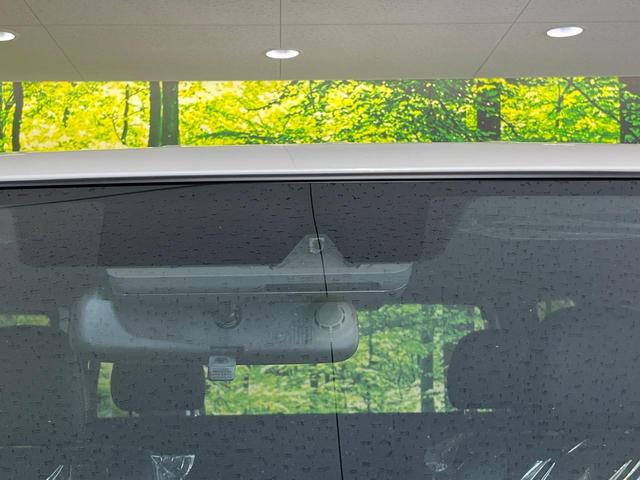 ハイエースバン ロングスーパーGL ダークプライムS 禁煙車 両側電動ドア 衝突被害軽減システム ハーフレザーシート コーナーセンサー スマートキー LEDヘッド オートハイビーム オートライト オートエアコン LED 100V電源(4枚目)