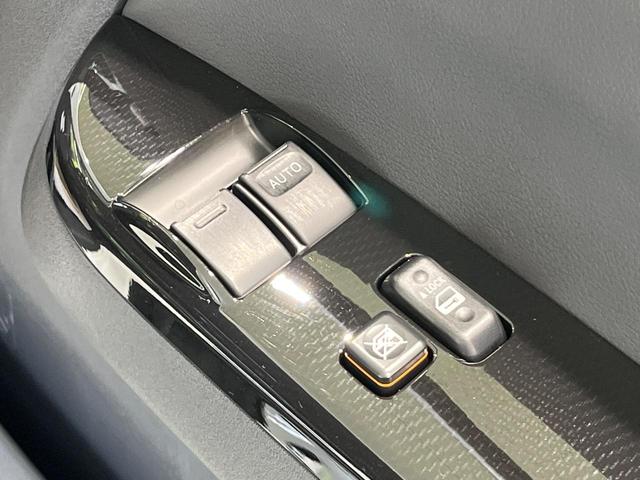 ハイエースバン ロングスーパーGL ダークプライムS 禁煙車 両側電動ドア 衝突被害軽減システム ハーフレザーシート コーナーセンサー スマートキー LEDヘッド オートハイビーム オートライト オートエアコン LED 100V電源(41枚目)