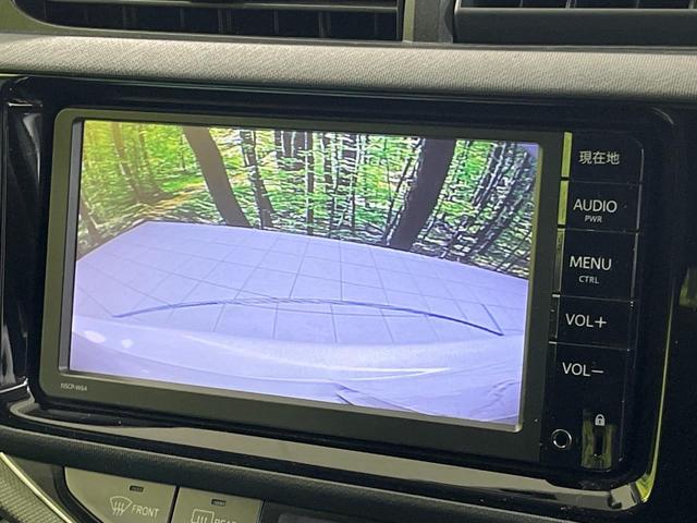 アクア S 純正SDナビ バックカメラ 禁煙車 スマートキー ビルトインETC オートライト オートエアコン Bluetooth CD 地デジ(3枚目)