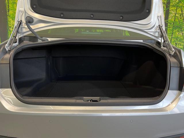 クラウン RS セーフティセンス メーカー純正ナビ 3眼LEDヘッドライト バックカメラ レーダークルーズコントロール BSM パワーシート オートマチックハイビーム ドラレコ ETC スマートキー&プッシュスタート(10枚目)