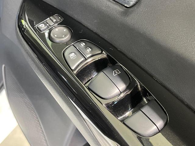 セレナ ハイウェイスターＧ　両側電動ドア　ＢＩＧ－Ｘ９型ナビ　後席モニター　全周囲カメラ　衝突被害軽減システム　禁煙車　コーナーセンサー　スマートキー　ＬＥＤヘッド　ビルトインＥＴＣ　クルコン　パークアシスト　オートライト（31枚目）