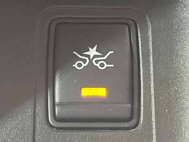 セレナ ハイウェイスターＧ　両側電動ドア　ＢＩＧ－Ｘ９型ナビ　後席モニター　全周囲カメラ　衝突被害軽減システム　禁煙車　コーナーセンサー　スマートキー　ＬＥＤヘッド　ビルトインＥＴＣ　クルコン　パークアシスト　オートライト（33枚目）