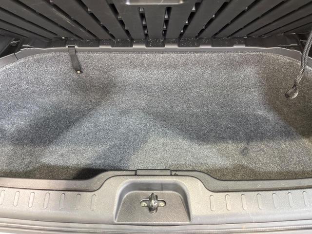 セレナ ハイウェイスターＧ　両側電動ドア　ＢＩＧ－Ｘ９型ナビ　後席モニター　全周囲カメラ　衝突被害軽減システム　禁煙車　コーナーセンサー　スマートキー　ＬＥＤヘッド　ビルトインＥＴＣ　クルコン　パークアシスト　オートライト（41枚目）