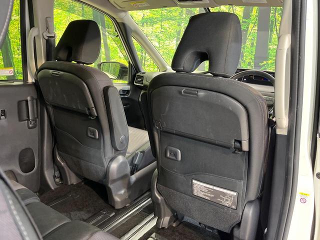 セレナ ハイウェイスターＧ　両側電動ドア　ＢＩＧ－Ｘ９型ナビ　後席モニター　全周囲カメラ　衝突被害軽減システム　禁煙車　コーナーセンサー　スマートキー　ＬＥＤヘッド　ビルトインＥＴＣ　クルコン　パークアシスト　オートライト（44枚目）