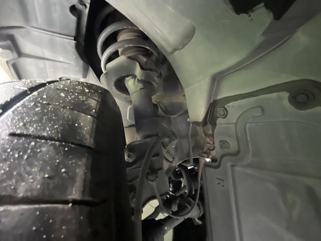 セレナ ハイウェイスターＧ　両側電動ドア　ＢＩＧ－Ｘ９型ナビ　後席モニター　全周囲カメラ　衝突被害軽減システム　禁煙車　コーナーセンサー　スマートキー　ＬＥＤヘッド　ビルトインＥＴＣ　クルコン　パークアシスト　オートライト（56枚目）