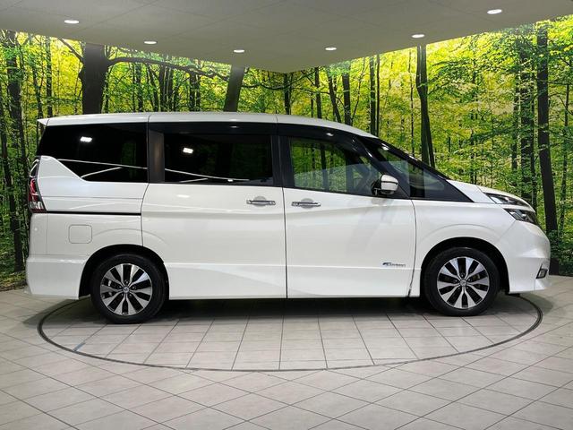 セレナ ハイウェイスターＧ　両側電動ドア　ＢＩＧ－Ｘ９型ナビ　後席モニター　全周囲カメラ　衝突被害軽減システム　禁煙車　コーナーセンサー　スマートキー　ＬＥＤヘッド　ビルトインＥＴＣ　クルコン　パークアシスト　オートライト（64枚目）