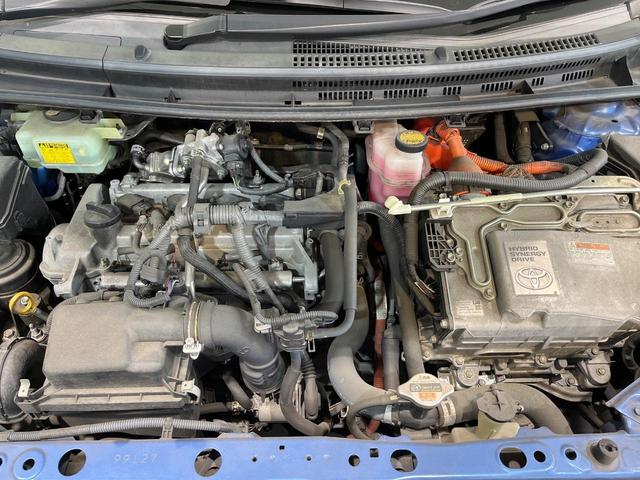 アクア Gブラックソフトレザーセレクション 純正SDナビ バックカメラ 禁煙車 スマートキー LEDヘッド ETC オートエアコン Bluetooth CD DVD再生 フルセグ(18枚目)