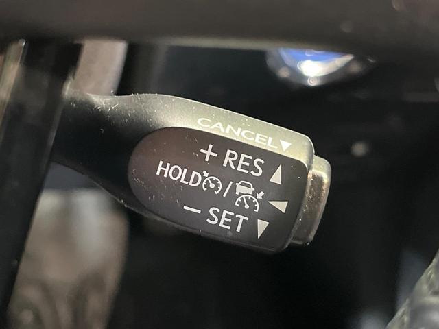 プリウスPHV A 純正9型ナビ 全周囲カメラ 衝突被害軽減システム レーダークルーズ 禁煙車 パワーシート ドラレコ コーナーセンサー スマートキー LEDヘッド ビルトインETC オートハイビーム 車線逸脱警報(6枚目)