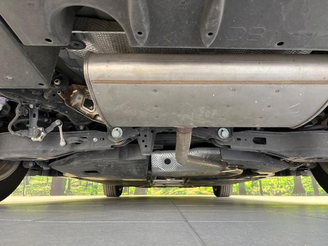 プリウスPHV A 純正9型ナビ 全周囲カメラ 衝突被害軽減システム レーダークルーズ 禁煙車 パワーシート ドラレコ コーナーセンサー スマートキー LEDヘッド ビルトインETC オートハイビーム 車線逸脱警報(19枚目)