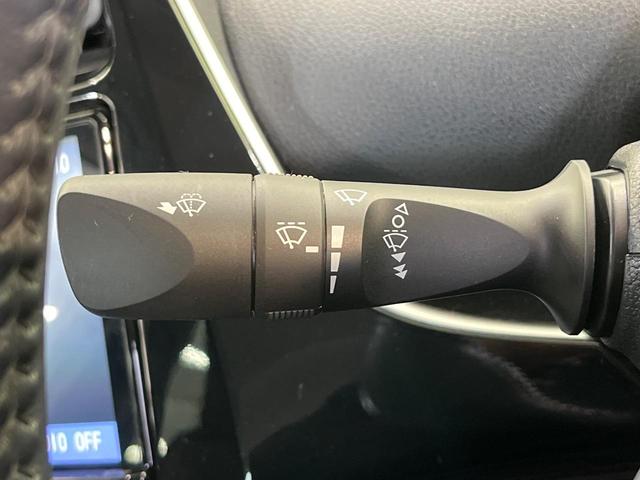 プリウスPHV A 純正9型ナビ 全周囲カメラ 衝突被害軽減システム レーダークルーズ 禁煙車 パワーシート ドラレコ コーナーセンサー スマートキー LEDヘッド ビルトインETC オートハイビーム 車線逸脱警報(30枚目)