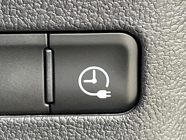 プリウスPHV A 純正9型ナビ 全周囲カメラ 衝突被害軽減システム レーダークルーズ 禁煙車 パワーシート ドラレコ コーナーセンサー スマートキー LEDヘッド ビルトインETC オートハイビーム 車線逸脱警報(36枚目)