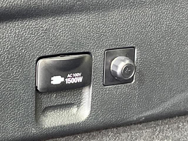 プリウスPHV A 純正9型ナビ 全周囲カメラ 衝突被害軽減システム レーダークルーズ 禁煙車 パワーシート ドラレコ コーナーセンサー スマートキー LEDヘッド ビルトインETC オートハイビーム 車線逸脱警報(39枚目)