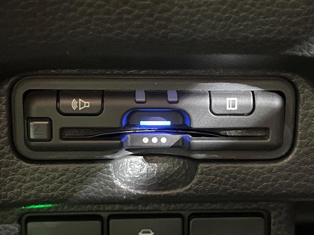 Ｎ－ＢＯＸカスタム Ｌ　両側電動ドア　純正ＳＤナビ　バックカメラ　衝突被害軽減システム　レーダークルーズ　禁煙車　ドラレコ　コーナーセンサー　スマートキー　ＬＥＤヘッド　ビルトインＥＴＣ　車線逸脱警報　オートライト（23枚目）