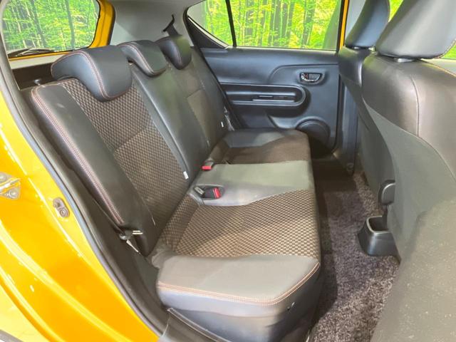 アクア X-アーバン 純正9型ナビ バックカメラ 禁煙車 ハーフレザーシート スマートキー LEDヘッド ETC オートライト オートエアコン 純正16インチアルミ Bluetooth CD DVD再生 フルセグ(9枚目)