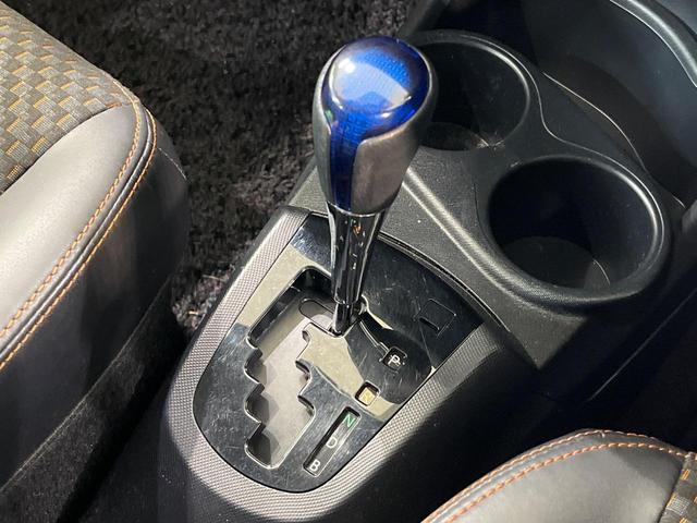 アクア X-アーバン 純正9型ナビ バックカメラ 禁煙車 ハーフレザーシート スマートキー LEDヘッド ETC オートライト オートエアコン 純正16インチアルミ Bluetooth CD DVD再生 フルセグ(21枚目)