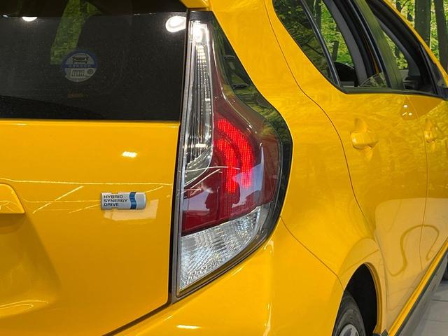 アクア X-アーバン 純正9型ナビ バックカメラ 禁煙車 ハーフレザーシート スマートキー LEDヘッド ETC オートライト オートエアコン 純正16インチアルミ Bluetooth CD DVD再生 フルセグ(42枚目)