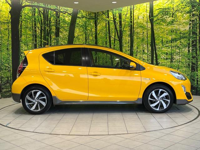 アクア X-アーバン 純正9型ナビ バックカメラ 禁煙車 ハーフレザーシート スマートキー LEDヘッド ETC オートライト オートエアコン 純正16インチアルミ Bluetooth CD DVD再生 フルセグ(45枚目)