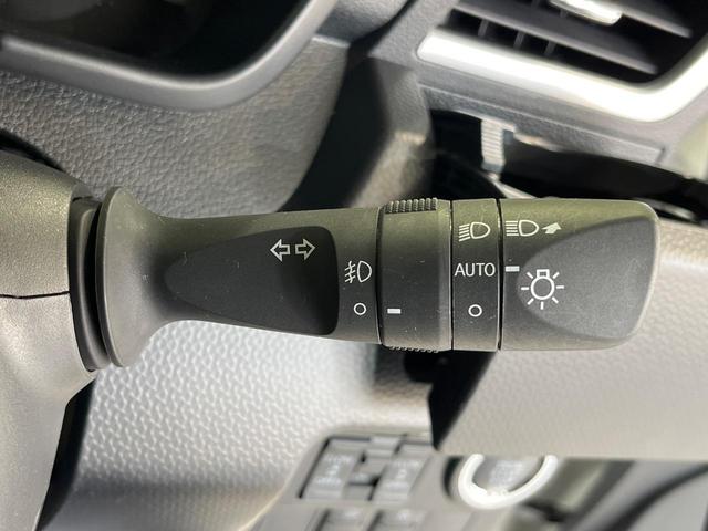 トール カスタムＧ　両側電動ドア　純正ＳＤナビ　バックカメラ　衝突被害軽減システム　レーダークルーズ　禁煙車　ドラレコ　コーナーセンサー　スマートキー　ＬＥＤヘッド　ビルトインＥＴＣ　オートハイビーム　オートライト（25枚目）