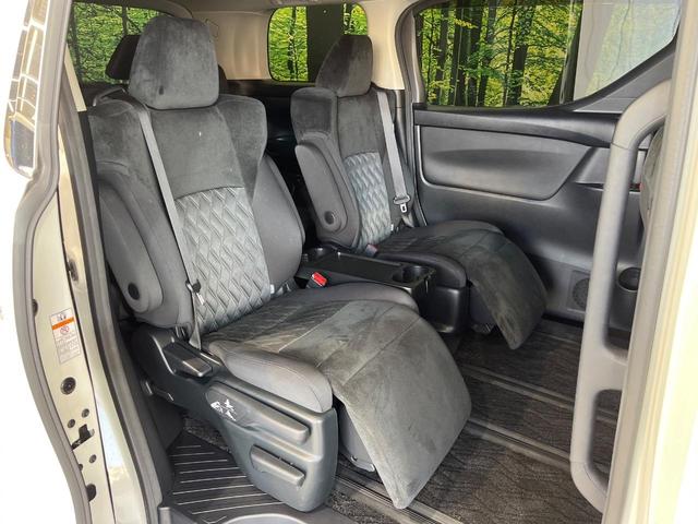 アルファード ２．５Ｓ　純正１０インチナビ　後席モニター　セーフティセンス　バックカメラ　レーダークルーズコントロール　ＬＥＤヘッドライト　両側電動スライドドア　オートマチックハイビーム　ドラレコ　ＥＴＣ　Ｗエアコン（9枚目）