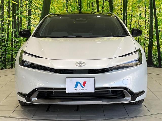 プリウス Z ガラスルーフ 純正12型ナビ 全周囲カメラ 衝突被害軽減 デジタルミラー レーダークルーズ 禁煙車 電動リアゲート シートエアコン パワーシート コーナーセンサー スマートキー LED ETC(14枚目)