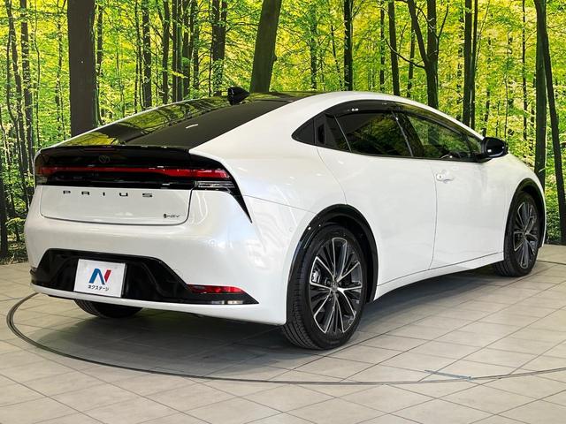 プリウス Z ガラスルーフ 純正12型ナビ 全周囲カメラ 衝突被害軽減 デジタルミラー レーダークルーズ 禁煙車 電動リアゲート シートエアコン パワーシート コーナーセンサー スマートキー LED ETC(17枚目)