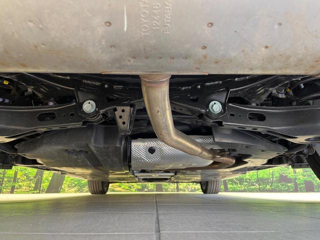 プリウス Z ガラスルーフ 純正12型ナビ 全周囲カメラ 衝突被害軽減 デジタルミラー レーダークルーズ 禁煙車 電動リアゲート シートエアコン パワーシート コーナーセンサー スマートキー LED ETC(19枚目)