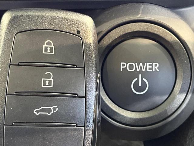 プリウス Z ガラスルーフ 純正12型ナビ 全周囲カメラ 衝突被害軽減 デジタルミラー レーダークルーズ 禁煙車 電動リアゲート シートエアコン パワーシート コーナーセンサー スマートキー LED ETC(21枚目)