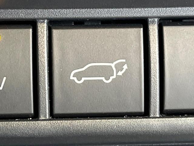 プリウス Z ガラスルーフ 純正12型ナビ 全周囲カメラ 衝突被害軽減 デジタルミラー レーダークルーズ 禁煙車 電動リアゲート シートエアコン パワーシート コーナーセンサー スマートキー LED ETC(34枚目)