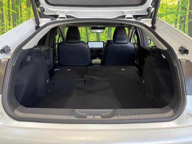 プリウス Z ガラスルーフ 純正12型ナビ 全周囲カメラ 衝突被害軽減 デジタルミラー レーダークルーズ 禁煙車 電動リアゲート シートエアコン パワーシート コーナーセンサー スマートキー LED ETC(51枚目)