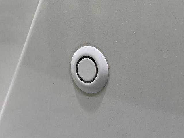 タンク Ｘ　Ｓ　電動スライドドア　純正ナビ　バックカメラ　衝突被害軽減システム　禁煙車　コーナーセンサー　スマートキー　ＥＴＣ　ロールサンシェード　オートハイビーム　オートライト　オートエアコン　Ｂｌｕｅｔｏｏｔｈ（32枚目）