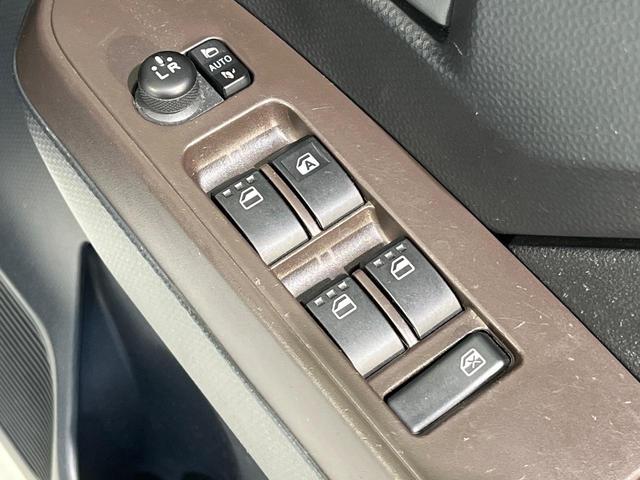 タンク Ｘ　Ｓ　電動スライドドア　純正ナビ　バックカメラ　衝突被害軽減システム　禁煙車　コーナーセンサー　スマートキー　ＥＴＣ　ロールサンシェード　オートハイビーム　オートライト　オートエアコン　Ｂｌｕｅｔｏｏｔｈ（45枚目）