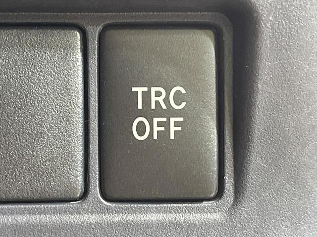 ヴォクシー ハイブリッドＶ　モデリスタエアロ　両側電動ドア　純正９型ナビ　後席モニター　バックカメラ　禁煙車　スマートキー　ＬＥＤヘッド　ビルトインＥＴＣ　クルーズコントロール　オートライト　デュアルエアコン（34枚目）