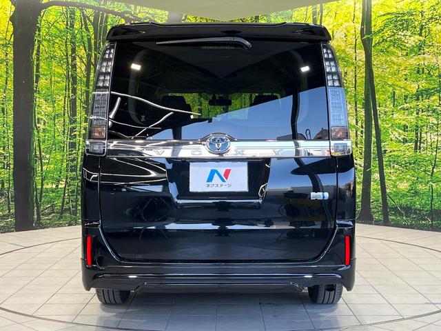 ヴォクシー ハイブリッドＶ　モデリスタエアロ　両側電動ドア　純正９型ナビ　後席モニター　バックカメラ　禁煙車　スマートキー　ＬＥＤヘッド　ビルトインＥＴＣ　クルーズコントロール　オートライト　デュアルエアコン（52枚目）