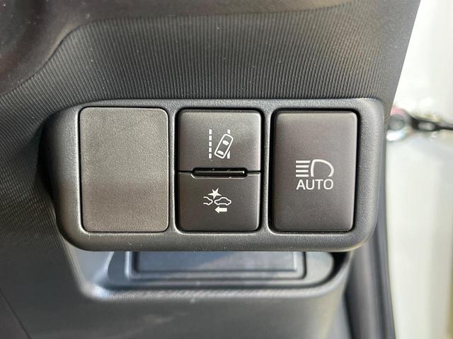 アクア リルヴィーG 純正SDナビ バックカメラ 衝突被害軽減 禁煙車 ドラレコ スマートキー LED シートヒーター ETC クルコン オートハイビーム オートライト オートエアコン 純正15インチアルミ(30枚目)