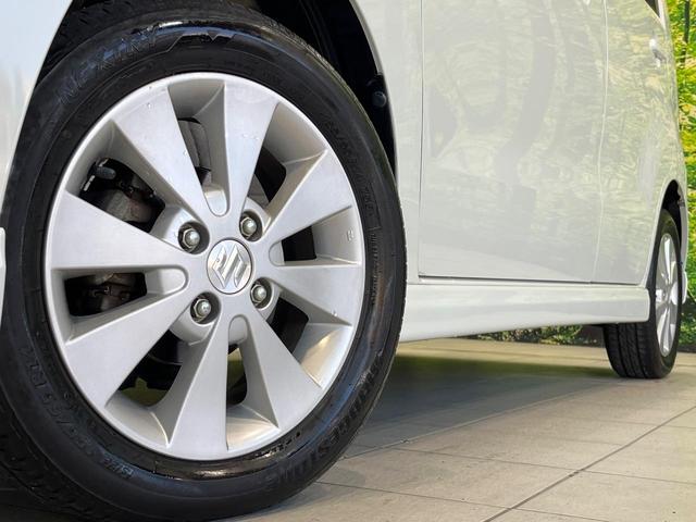 【純正１４インチアルミホイール】外観にマッチした純正アルミホイールを装着しております。各種社外アルミホイールや、スタッドレスタイヤも取扱いしております。是非ご相談ください♪