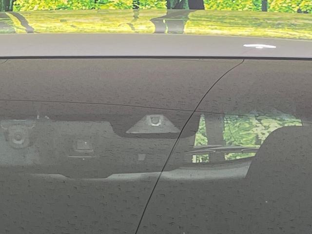 シャトル ハイブリッドＺ　ホンダセンシング　純正ＳＤナビ　バックカメラ　ホンダセンシング　アダプティブクルーズコントロール　シートヒーター　ＥＴＣ　ドライブレコーダー　Ｂｌｕｅｔｏｏｔｈ接続　電動格納ミラー　オートエアコン　オートライト（3枚目）