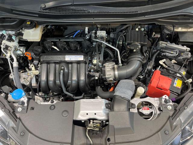 シャトル ハイブリッドＺ　ホンダセンシング　純正ＳＤナビ　バックカメラ　ホンダセンシング　アダプティブクルーズコントロール　シートヒーター　ＥＴＣ　ドライブレコーダー　Ｂｌｕｅｔｏｏｔｈ接続　電動格納ミラー　オートエアコン　オートライト（18枚目）