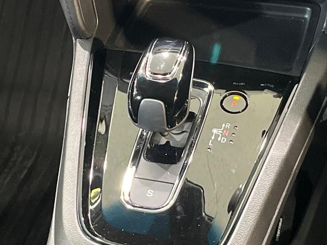 シャトル ハイブリッドＺ　ホンダセンシング　純正ＳＤナビ　バックカメラ　ホンダセンシング　アダプティブクルーズコントロール　シートヒーター　ＥＴＣ　ドライブレコーダー　Ｂｌｕｅｔｏｏｔｈ接続　電動格納ミラー　オートエアコン　オートライト（21枚目）