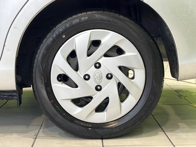 カローラフィールダー ハイブリッド EX SDナビ バックカメラ 衝突被害軽減システム 禁煙車 スマートキー ビルトインETC オートハイビーム 車線逸脱警報 オートライト オートエアコン CD(49枚目)