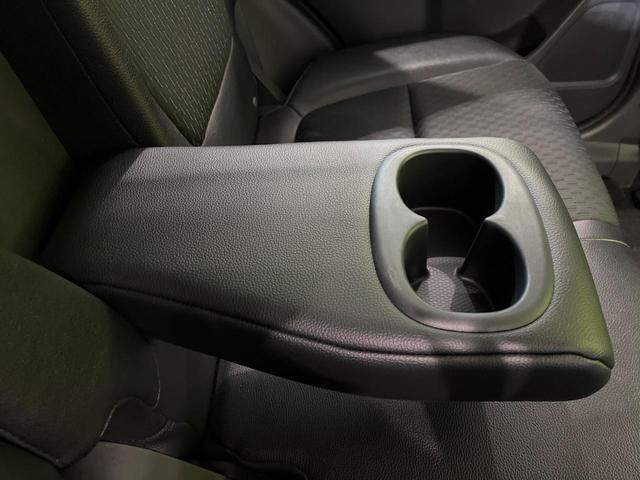 アウトランダーPHEV Gセーフティパッケージ 4WD SDナビ バックカメラ 衝突被害軽減システム レーダークルーズ 禁煙車 ドラレコ スマートキー HIDヘッド ETC オートライト デュアルエアコン 純正18インチアルミ Bluetooth(48枚目)