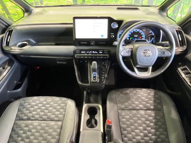 ヴォクシー ハイブリッドS-Z 快適利便PKG 純正14型後席モニター 純正10.5インチナビ デジタルインナーミラー 電動サイドステップ 両側パワースライドドア オートマチックハイビーム 衝突軽減システム バックカメラ(2枚目)