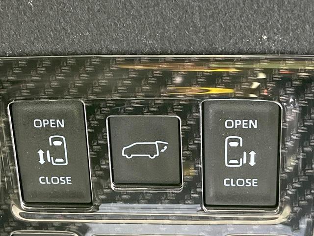 ヴォクシー ハイブリッドS-Z 快適利便PKG 純正14型後席モニター 純正10.5インチナビ デジタルインナーミラー 電動サイドステップ 両側パワースライドドア オートマチックハイビーム 衝突軽減システム バックカメラ(6枚目)
