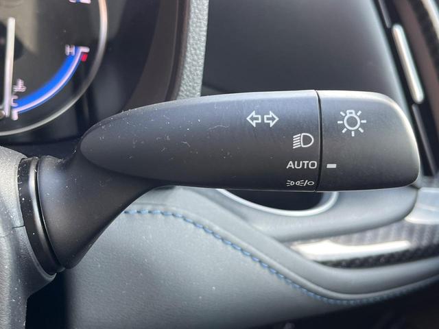 ヴォクシー ハイブリッドS-Z 快適利便PKG 純正14型後席モニター 純正10.5インチナビ デジタルインナーミラー 電動サイドステップ 両側パワースライドドア オートマチックハイビーム 衝突軽減システム バックカメラ(37枚目)