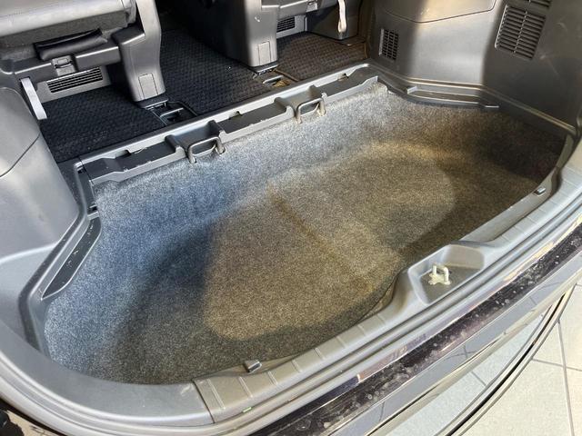 ヴォクシー ハイブリッドS-Z 快適利便PKG 純正14型後席モニター 純正10.5インチナビ デジタルインナーミラー 電動サイドステップ 両側パワースライドドア オートマチックハイビーム 衝突軽減システム バックカメラ(50枚目)