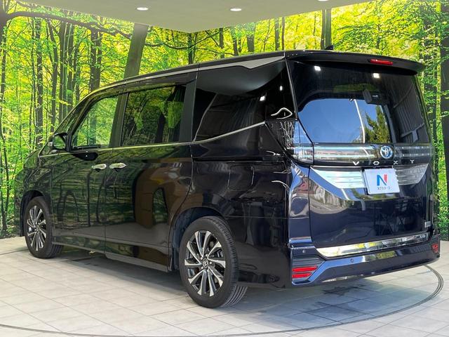 ヴォクシー ハイブリッドS-Z 快適利便PKG 純正14型後席モニター 純正10.5インチナビ デジタルインナーミラー 電動サイドステップ 両側パワースライドドア オートマチックハイビーム 衝突軽減システム バックカメラ(65枚目)