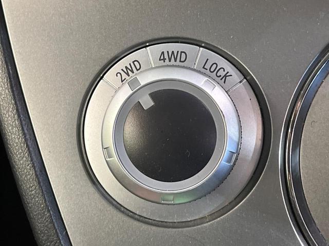 ４ＷＤのお車ですので、雪道でも安心です♪降雪地地域にお住まいの方以外にも、ウィンタースポーツが趣味の方や降雪地域へ帰省される機会がある方にもおすすめ！