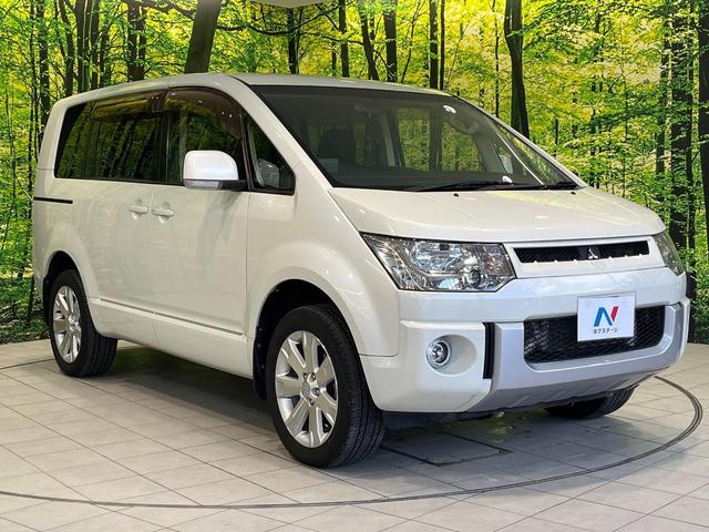 高透明度のガラス皮膜で撥水はもちろん、上質なツヤ・光沢を実現。紫外線や酸性雨から大切な愛車を保護し、色あせ・劣化を防止。「弾スプラッシュコート」、「弾プリミッサコート」からお選びいただけます。