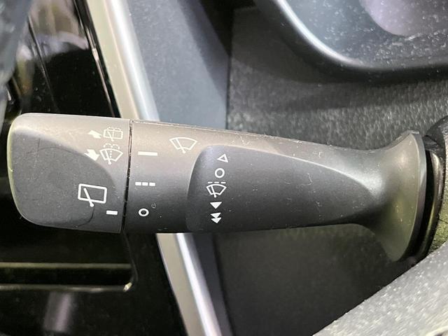 タンク カスタムG SDナビ バックカメラ 両側パワースライドドア シートヒーター クルーズコントロール ETC オートライト LEDヘッドライト LEDフォグ スマートキー 純正14インチアルミ(33枚目)