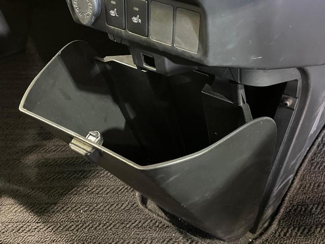 タンク カスタムG SDナビ バックカメラ 両側パワースライドドア シートヒーター クルーズコントロール ETC オートライト LEDヘッドライト LEDフォグ スマートキー 純正14インチアルミ(39枚目)